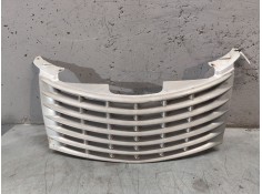 Recambio de rejilla delantera central para chrysler pt cruiser (pt) referencia OEM IAM   