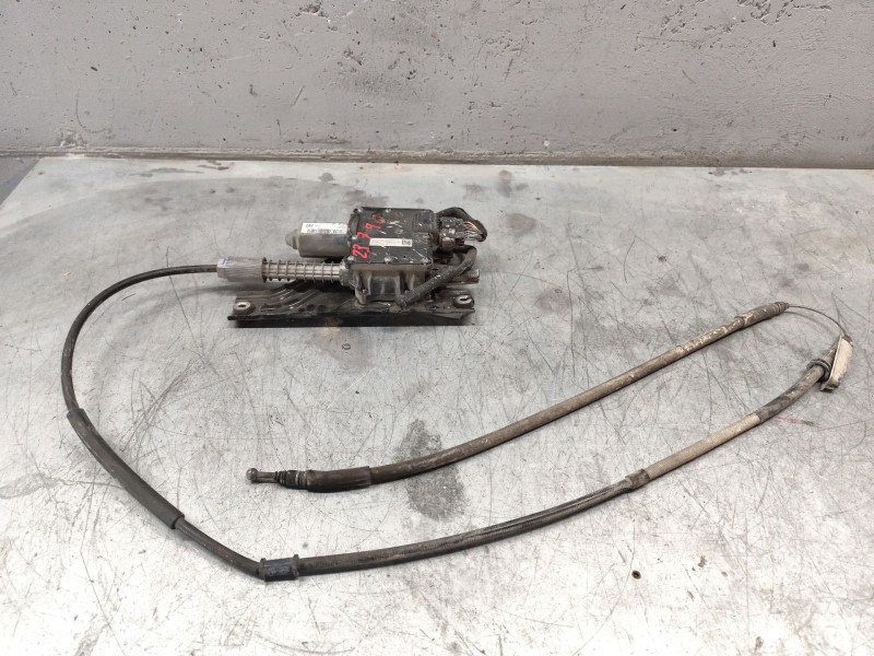 Recambio de freno de mano electrico para opel insignia berlina expression referencia OEM IAM A2C34661500  