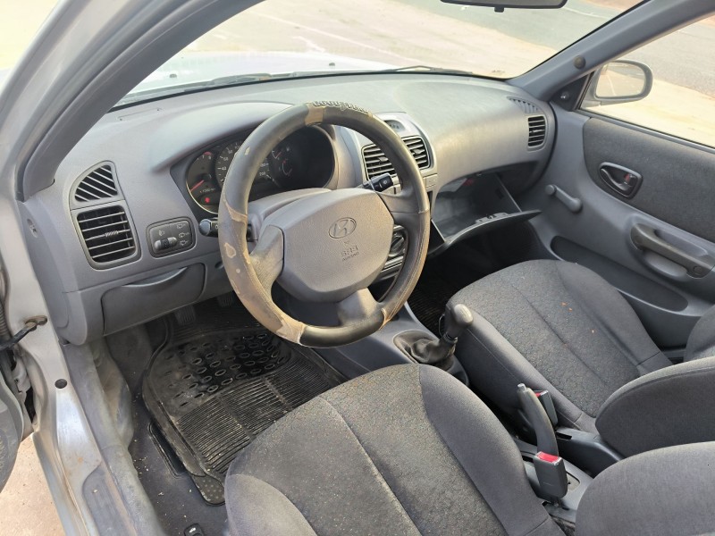 hyundai accent (lc) del año 2000