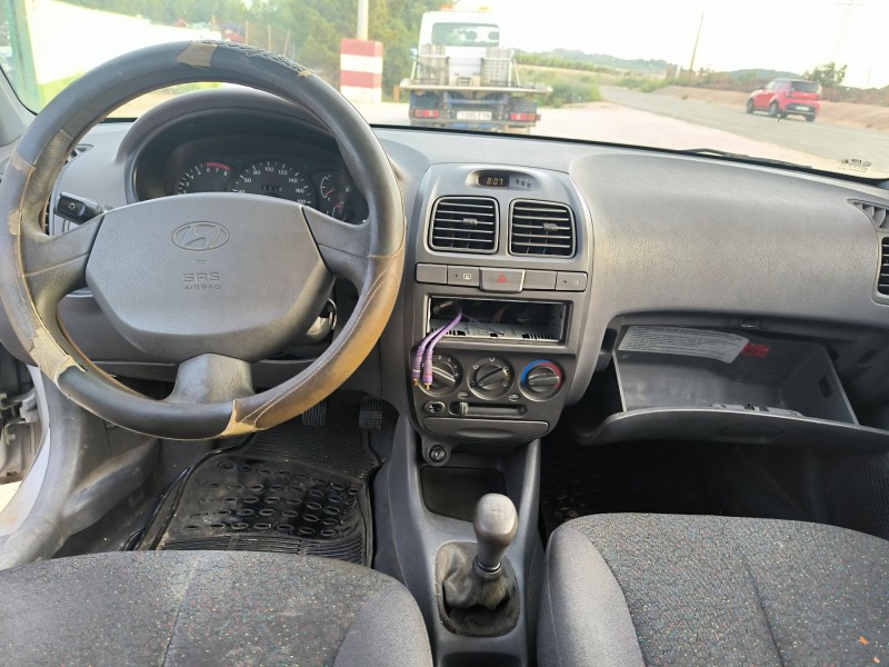 hyundai accent (lc) del año 2000