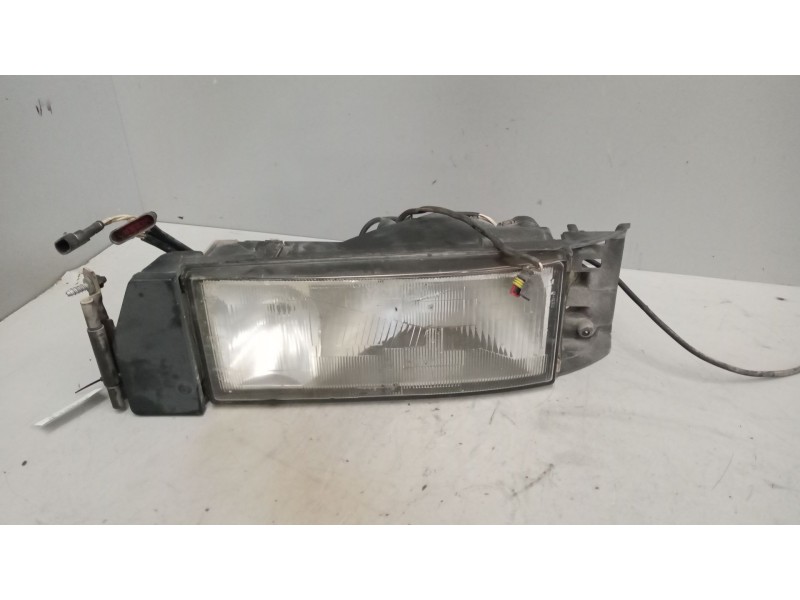 Recambio de faro derecho para iveco eurotech cursor (mh) 7.8 diesel referencia OEM IAM   