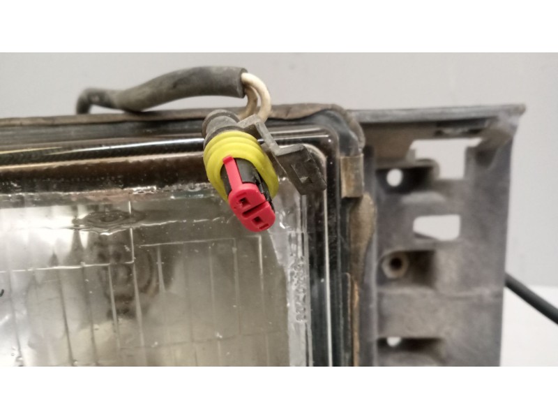 Recambio de faro derecho para iveco eurotech cursor (mh) 7.8 diesel referencia OEM IAM   