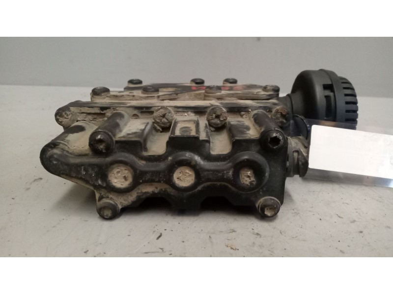 Recambio de valvula aire para volvo fh xxx 12.8 diesel referencia OEM IAM 20514449  4728800320