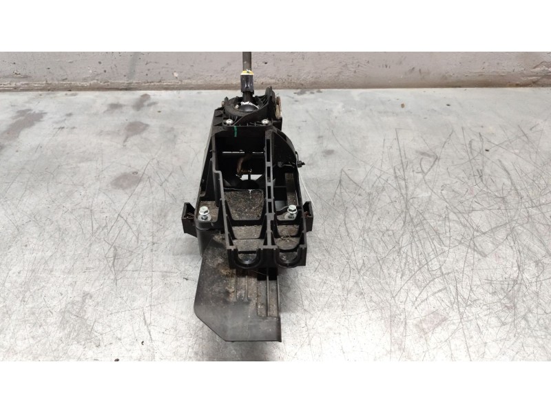 Recambio de palanca cambio para opel insignia berlina expression referencia OEM IAM   