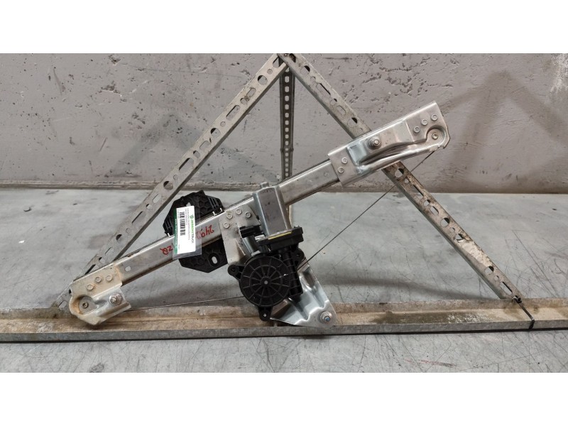 Recambio de elevalunas delantero izquierdo para dacia sandero ii 1.2 referencia OEM IAM 2PINES  