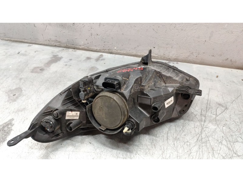 Recambio de faro derecho para ford ecosport 1.0 ecoboost referencia OEM IAM 2027013  