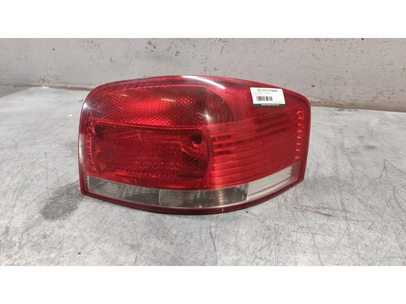 Recambio de piloto trasero derecho para audi a3 (8p) 2.0 tdi ambiente referencia OEM IAM 8P0945096027S  