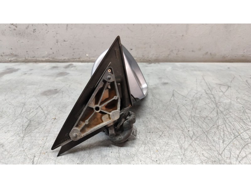 Recambio de retrovisor derecho para audi a3 (8p) 2.0 tdi ambiente referencia OEM IAM 0107545CABLES  