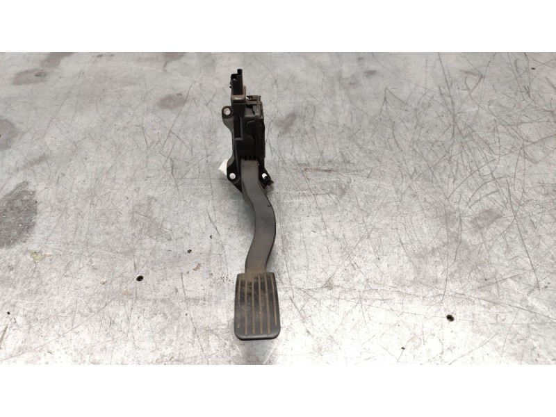 Recambio de pedal acelerador para peugeot 207 x-line referencia OEM IAM 9671433780  