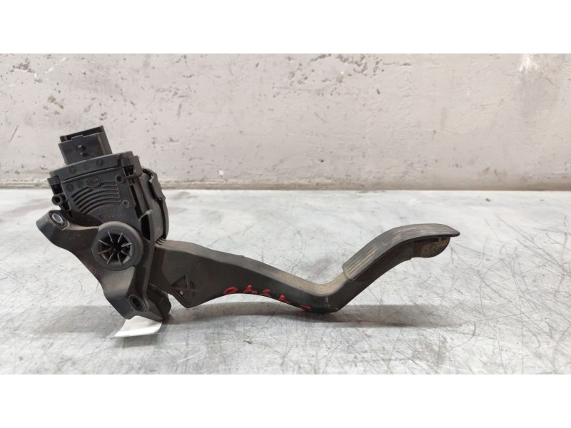 Recambio de pedal acelerador para peugeot 207 x-line referencia OEM IAM 9671433780  