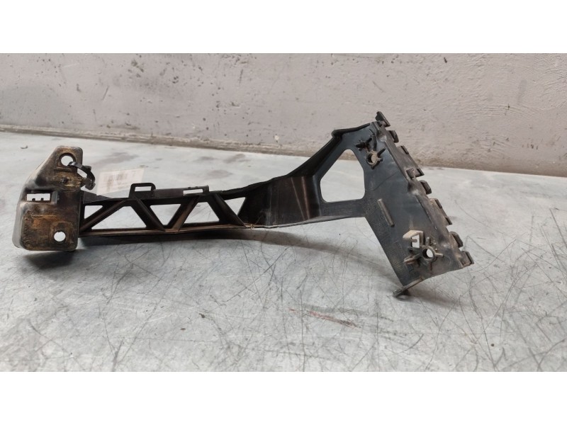 Recambio de refuerzo paragolpes trasero para peugeot 207 x-line referencia OEM IAM 9649679380  