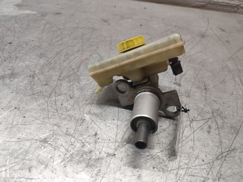 Recambio de bomba freno para audi a4 berlina (8e) 2.5 tdi (120kw) referencia OEM IAM 8E0611021  