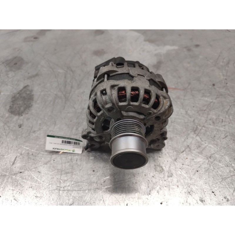Recambio de alternador para volkswagen golf sportsvan vii (am1, an1) 1.6 tdi referencia OEM IAM 04e903015a  
