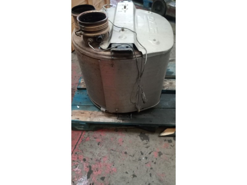 Recambio de catalizador para daf serie xf105.xxx 12.9 diesel referencia OEM IAM 1827547  