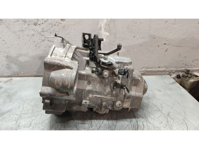 Recambio de caja cambios para skoda scala (nw1) 1.5 tsi referencia OEM IAM UJA  