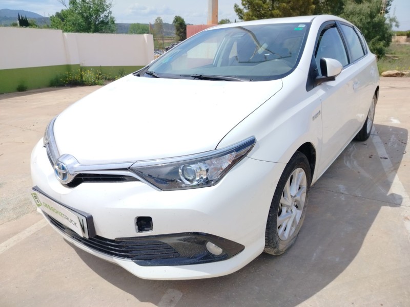 toyota auris (_e15_) del año 2017