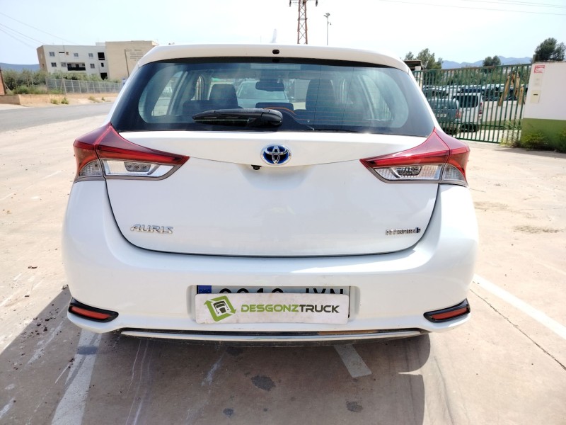 toyota auris (_e15_) del año 2017