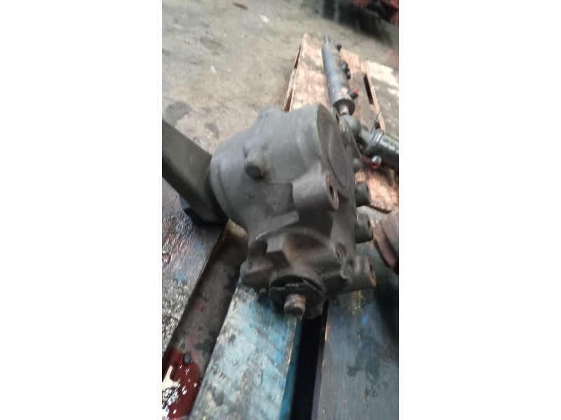 Recambio de caja direccion para scania irizar pb 12.35 referencia OEM IAM 8098955514  