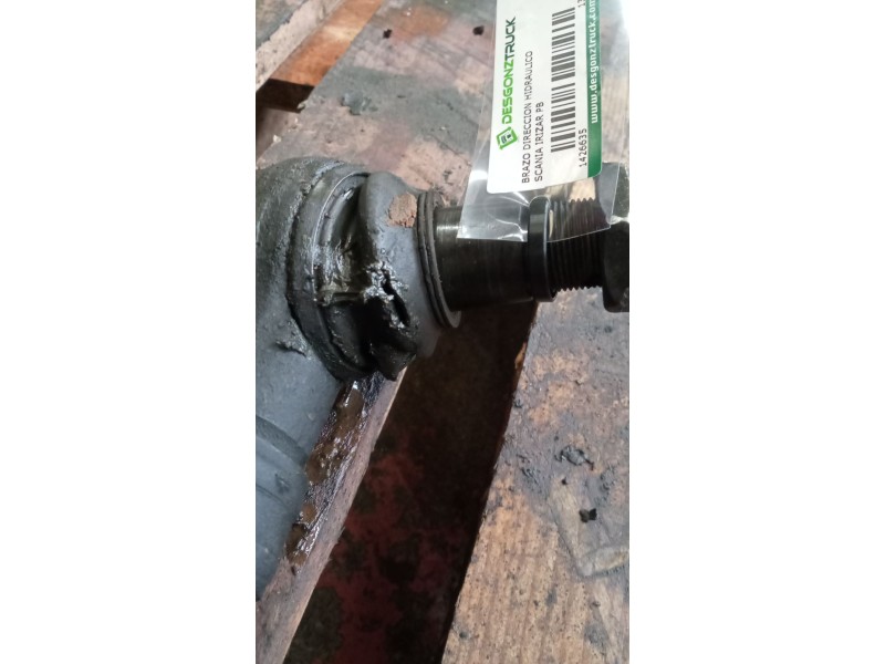 Recambio de brazo direccion hidraulico para scania irizar pb 12.35 referencia OEM IAM 1394441  8346974168