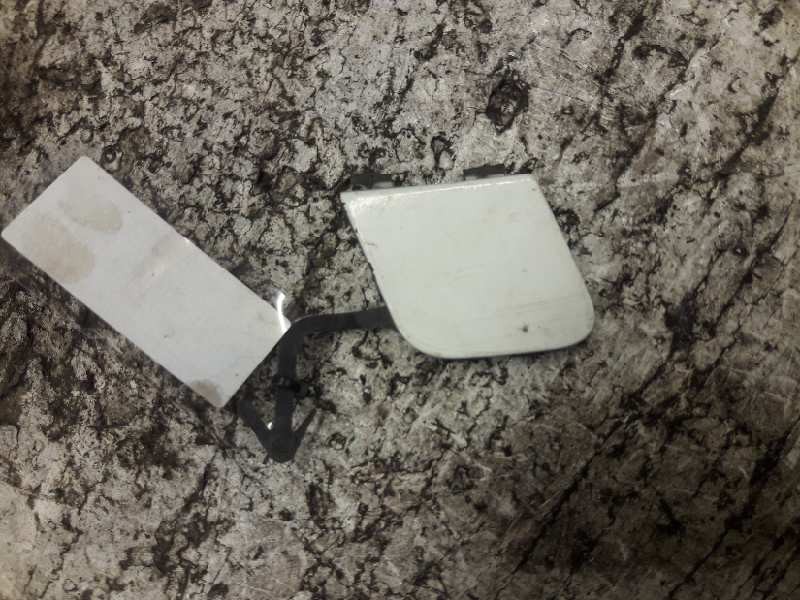 Recambio de tapa para citroen c4 berlina collection referencia OEM IAM  PARAGOLPES ENGANCHE GRUA 