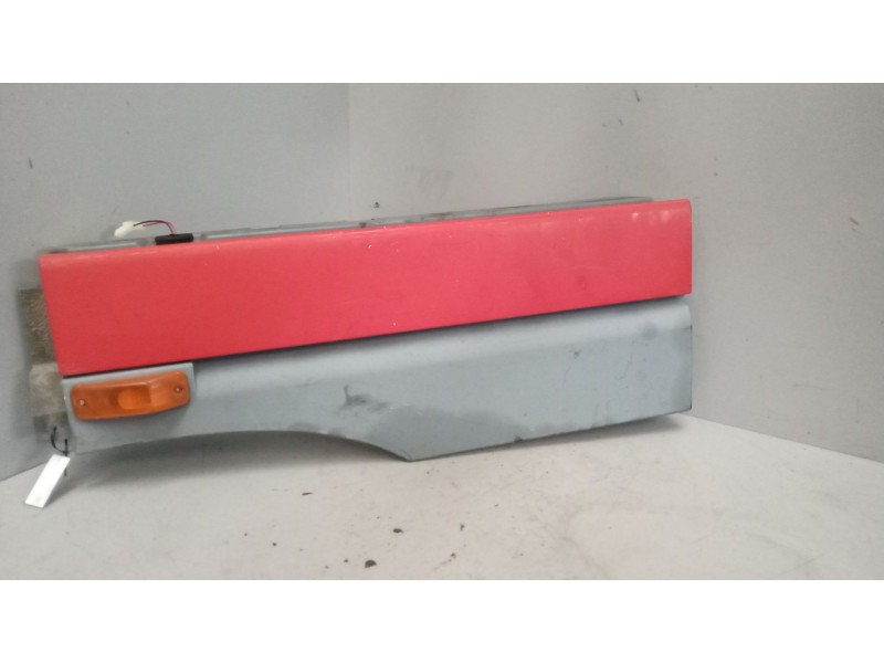 Recambio de moldura trasera cabina para daf serie xf105.xxx 12.9 diesel referencia OEM IAM 1855610  1831060