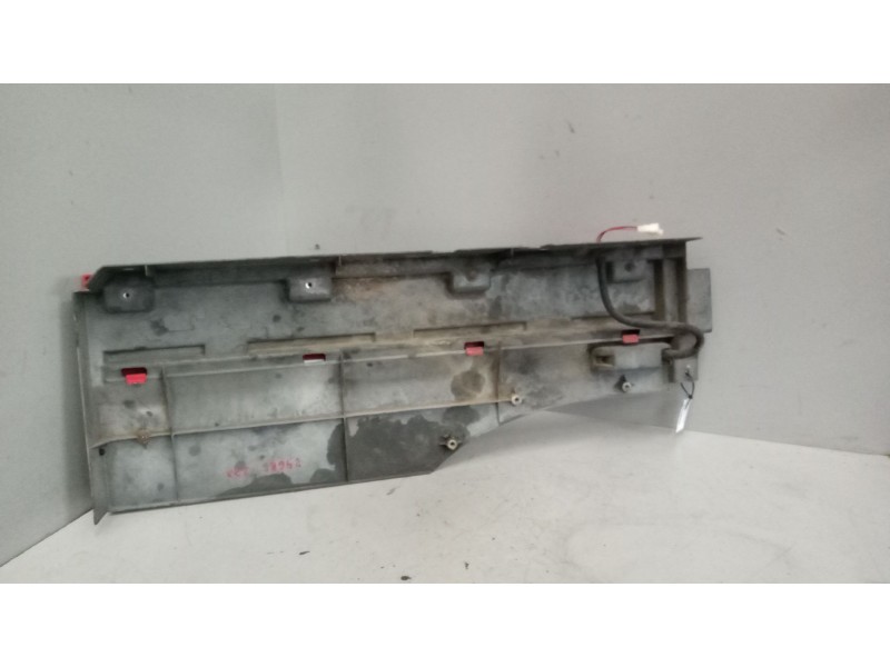 Recambio de moldura trasera cabina para daf serie xf105.xxx 12.9 diesel referencia OEM IAM 1855610  1831060