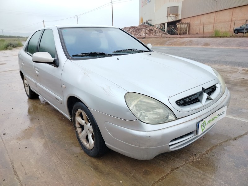 citroën xsara berlina del año 2003