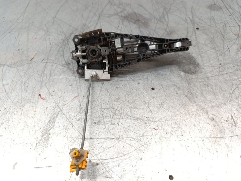 Recambio de maneta exterior delantera derecha para opel insignia berlina expression referencia OEM IAM   