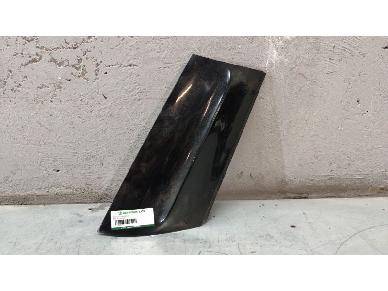 Recambio de molduras traseras para ford ecosport 1.0 ecoboost referencia OEM IAM CN15N29148ADW DERECHA 