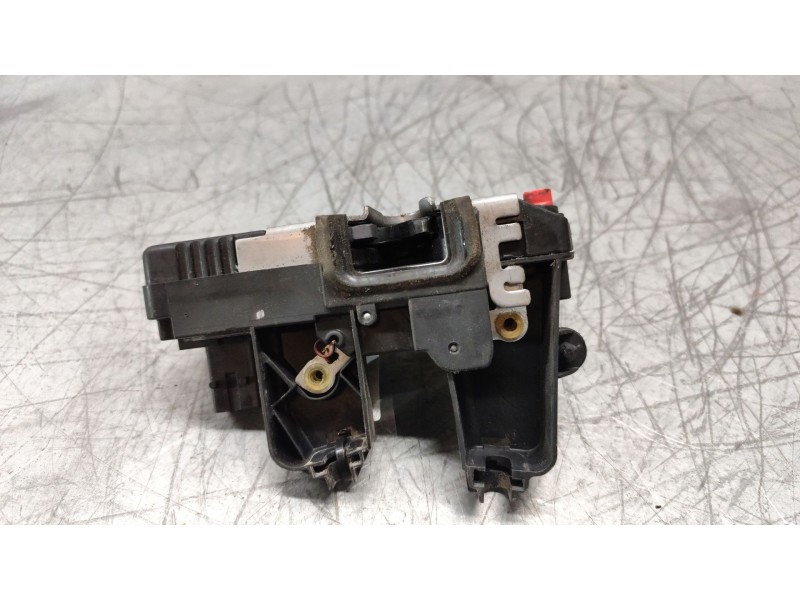 Recambio de cerradura puerta trasera derecha para opel vectra c berlina club referencia OEM IAM 24447346  5 PINS