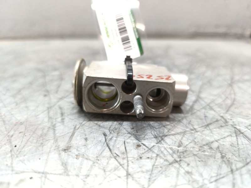 Recambio de valvula expansion para land rover range rover evoque (l538) 2.0 d referencia OEM IAM 7010973  
