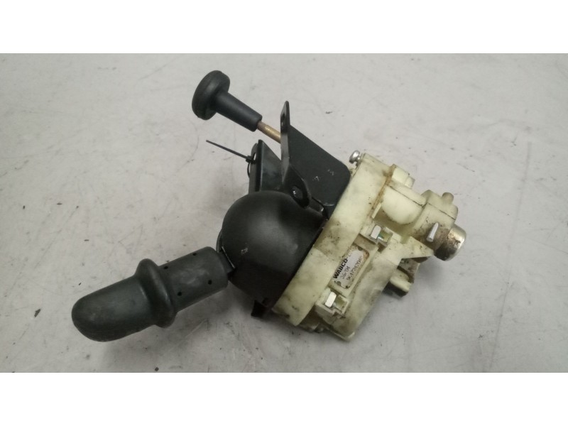 Recambio de palanca freno de mano para volvo fm 12 2002 referencia OEM IAM 20367533  9617242040