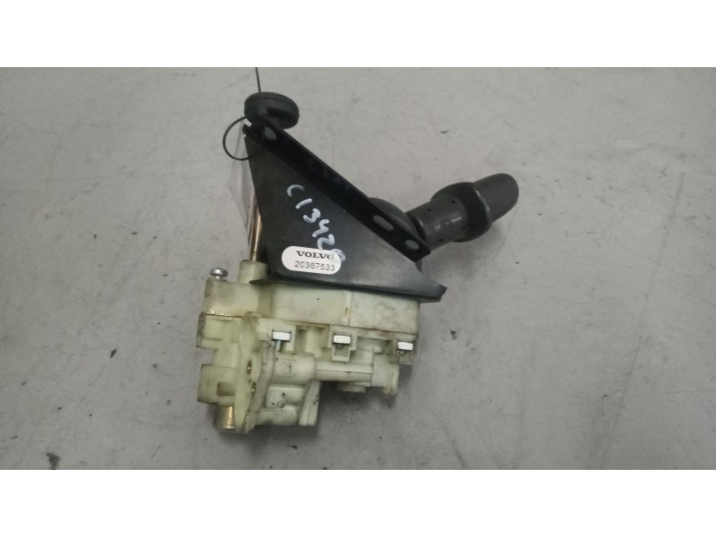 Recambio de palanca freno de mano para volvo fm 12 2002 referencia OEM IAM 20367533  9617242040