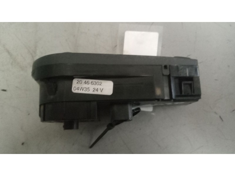 Recambio de mando luces para volvo fm 12 2002 referencia OEM IAM 20466302  