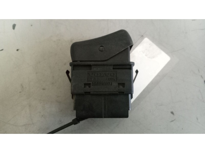 Recambio de interruptor para volvo fm 12 2002 referencia OEM IAM 20569981  
