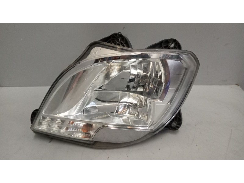 Recambio de faro izquierdo para daf xf 106 480 referencia OEM IAM 1835874  
