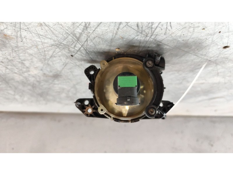 Recambio de faro antiniebla izquierdo para mercedes-benz clase b (w245) 180 cdi (245.207) referencia OEM IAM 0305076001  