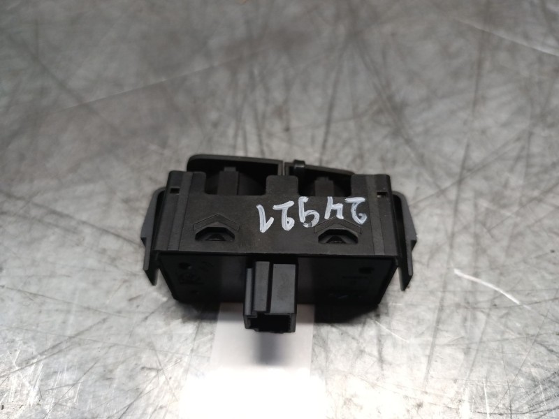 Recambio de warning para dacia sandero ii 1.2 referencia OEM IAM  6 PINS 