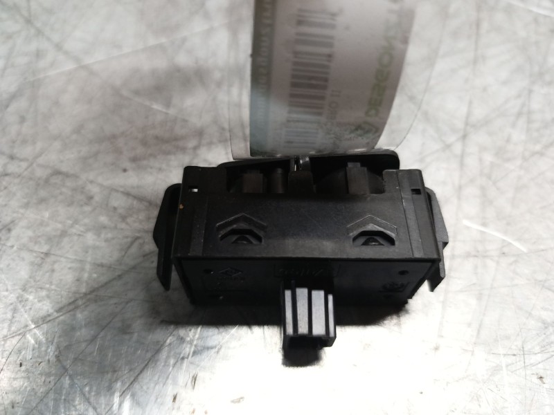 Recambio de warning para dacia sandero ii 1.2 referencia OEM IAM  6 PINS 
