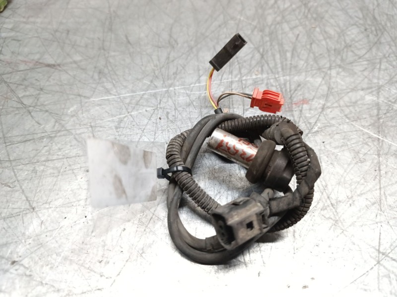 Recambio de captador abs delantero derecho para volkswagen passat berlina (3b2) básico referencia OEM IAM   