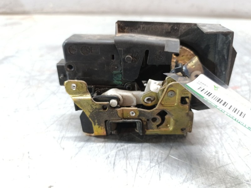 Recambio de cerradura puerta trasera izquierda para renault laguna (b56) 1.8 16v rt referencia OEM IAM   
