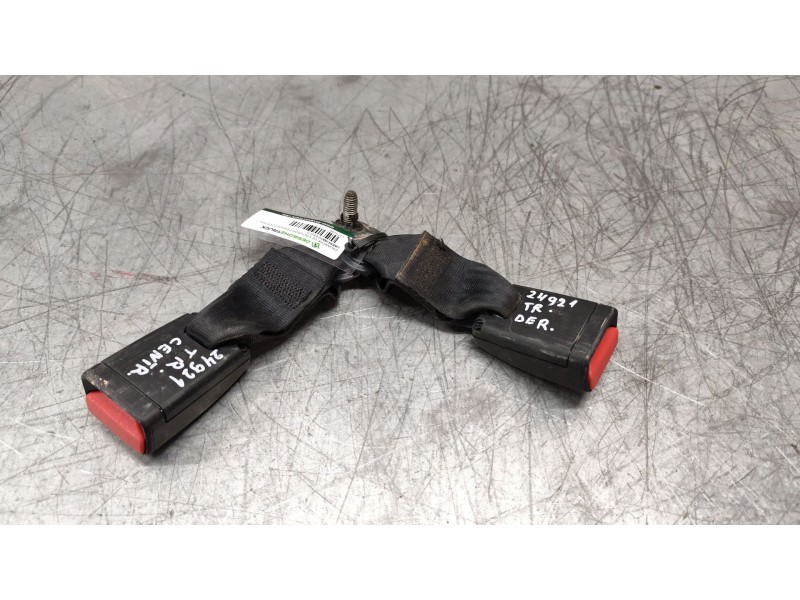 Recambio de enganche de cinturon trasero central para dacia sandero ii 1.2 referencia OEM IAM   