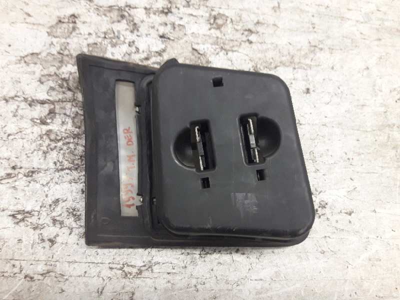 Recambio de piloto trasero central para opel omega b básico berlina referencia OEM IAM 90459126RH DERECHA 