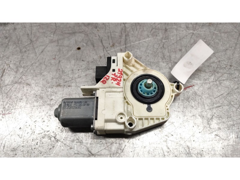 Recambio de motor elevalunas trasero izquierdo para audi a4 ber. (b8) básico referencia OEM IAM 0536010002  