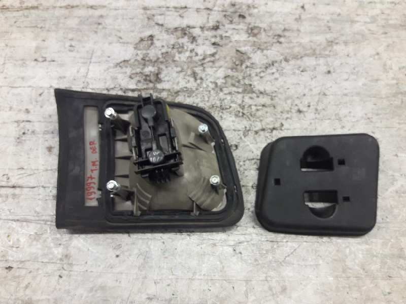 Recambio de piloto trasero central para opel omega b básico berlina referencia OEM IAM 90459126RH DERECHA 