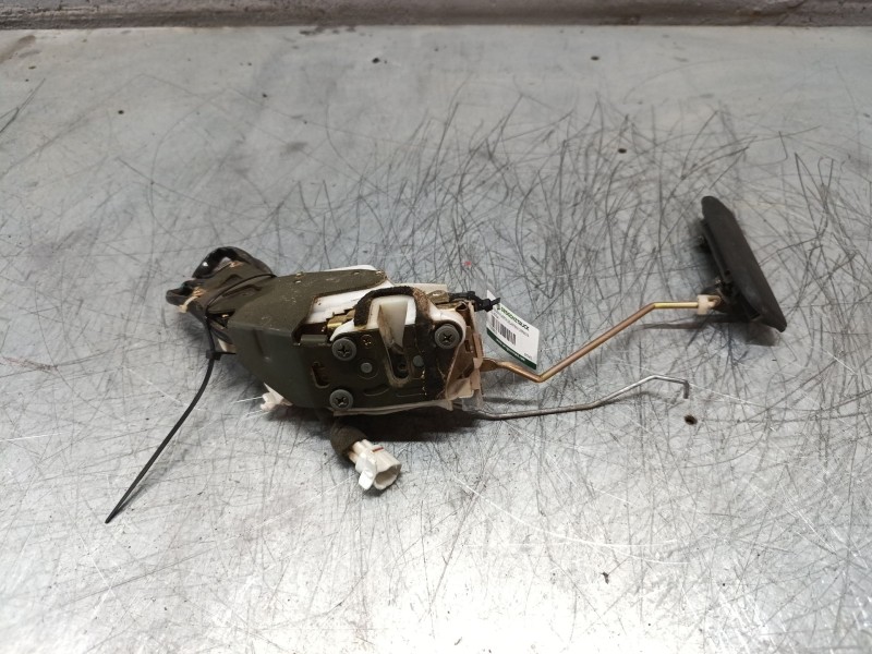 Recambio de cerradura puerta delantera derecha para opel agila básico referencia OEM IAM 6PINES  