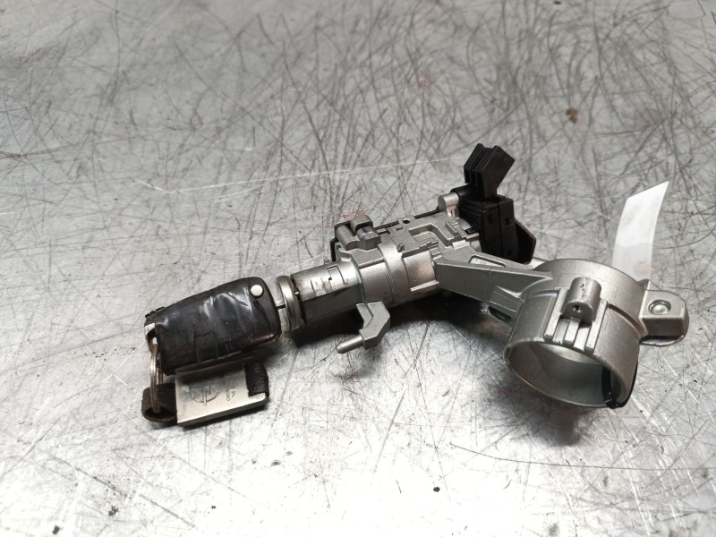 Recambio de conmutador de arranque para opel insignia berlina expression referencia OEM IAM 23477372  