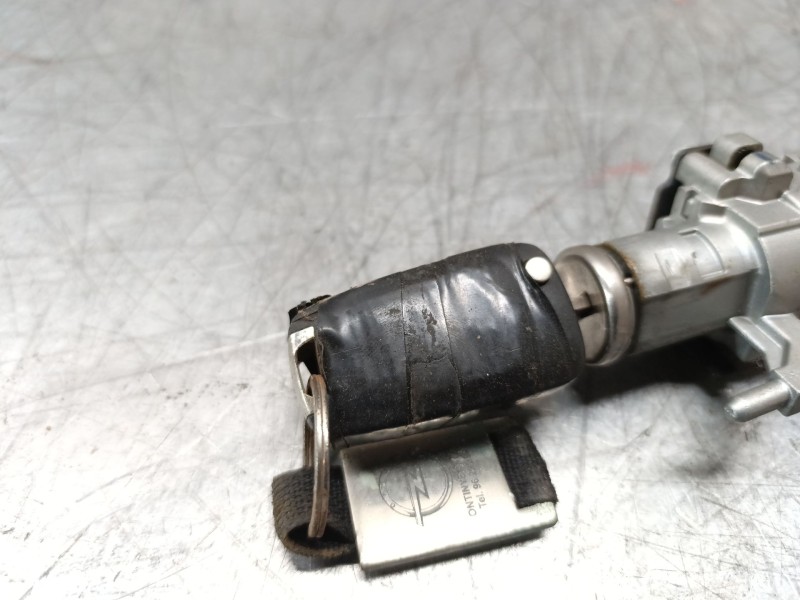 Recambio de conmutador de arranque para opel insignia berlina expression referencia OEM IAM 23477372  