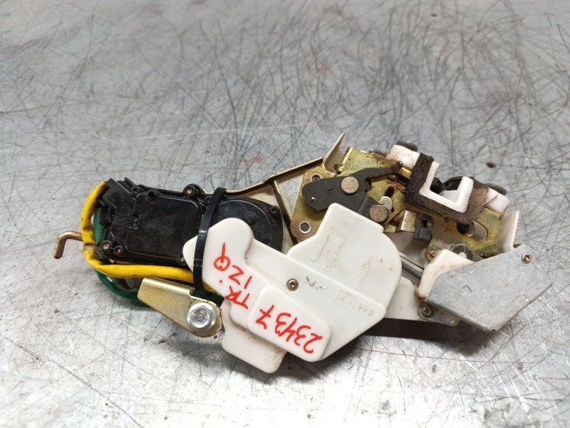 Recambio de cerradura puerta trasera izquierda para opel agila básico referencia OEM IAM 3PINES  