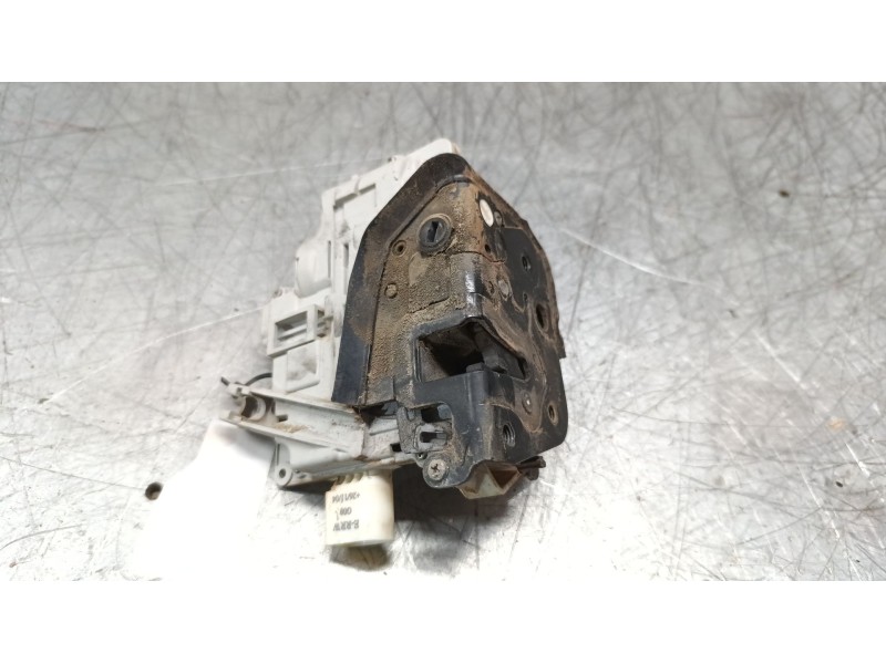 Recambio de cerradura puerta trasera derecha para audi a3 (8p) referencia OEM IAM JA64F0839016 7PINES  